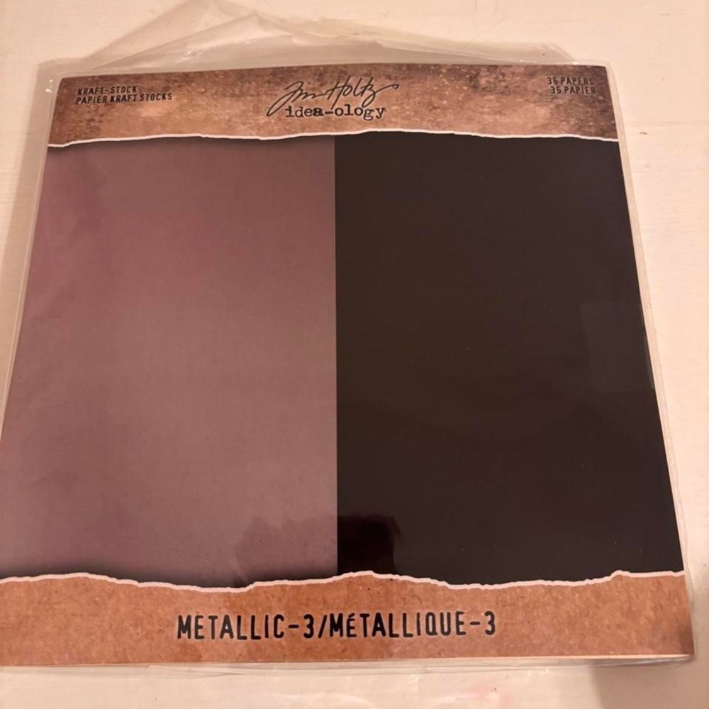 Tim Holtz Idea-ology 8x8 Metallic Kraft Stock Paper Pack Champagne Onyx TH94021